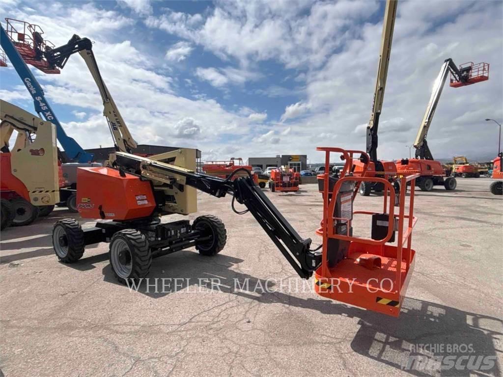 JLG 340AJ Leddede bomlifter