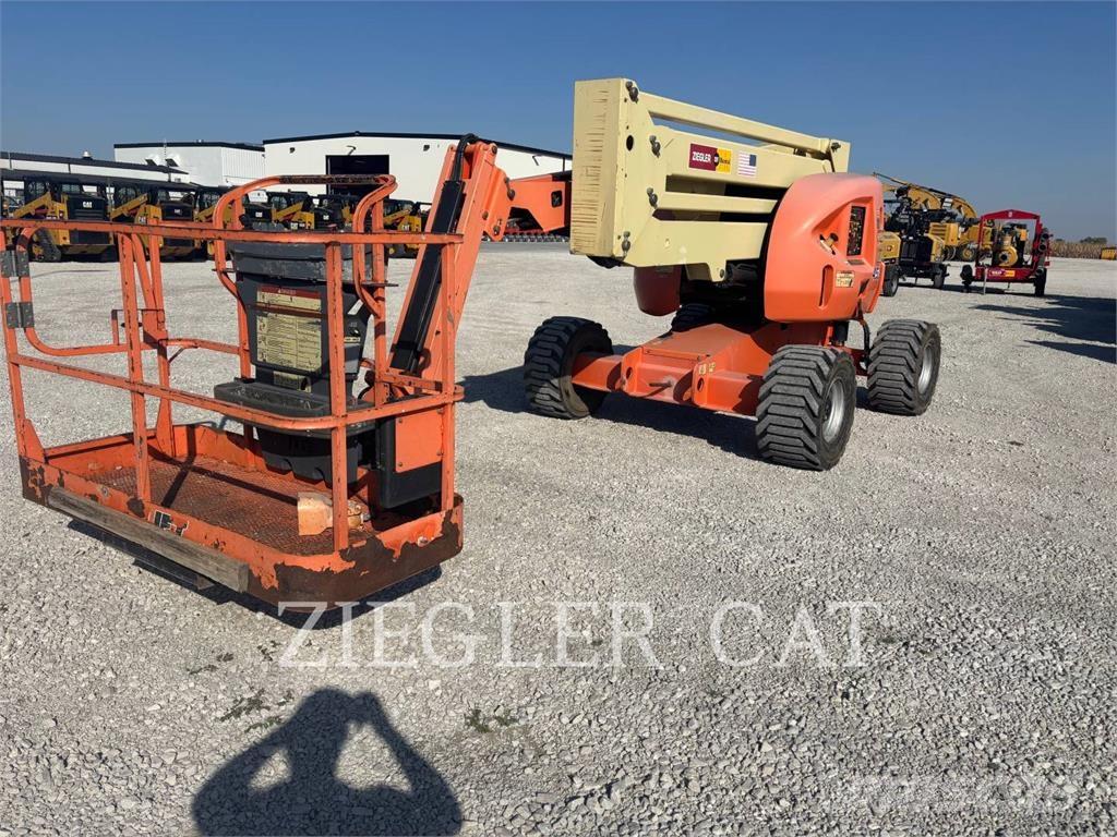 JLG 450AJ Leddede bomlifter