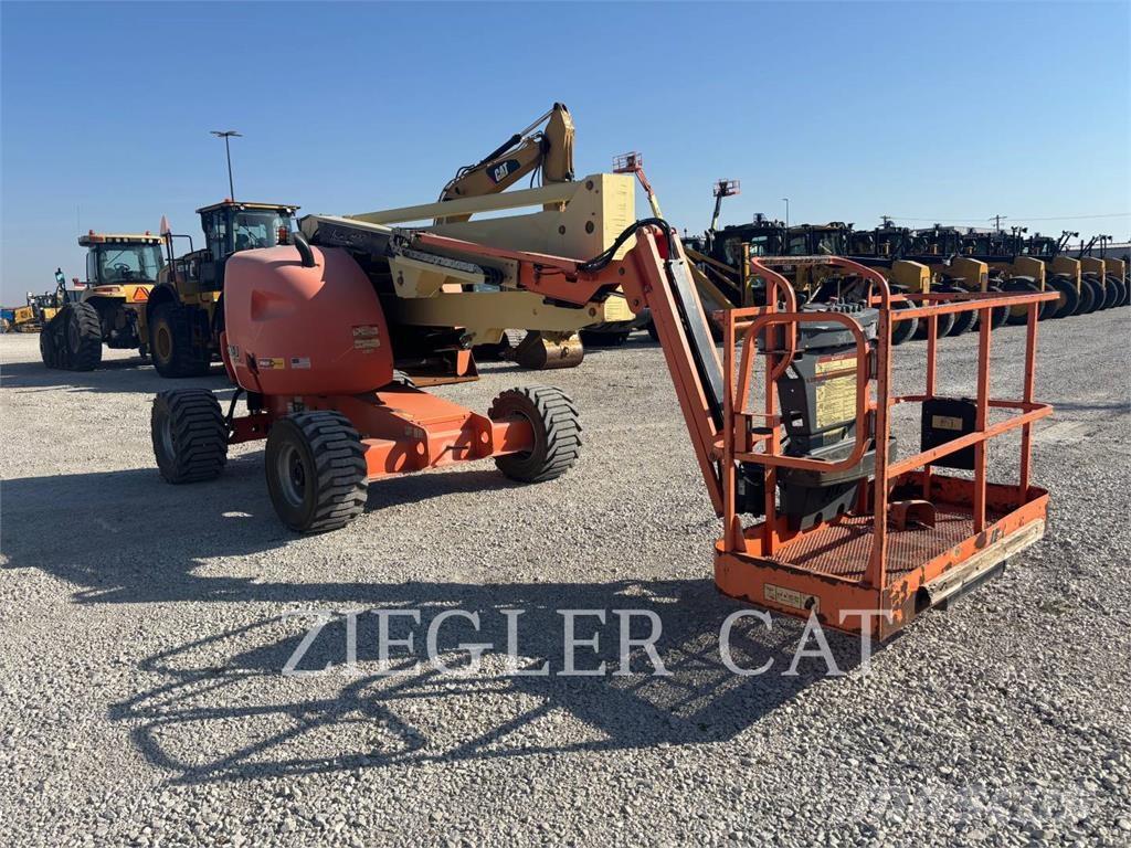 JLG 450AJ Leddede bomlifter