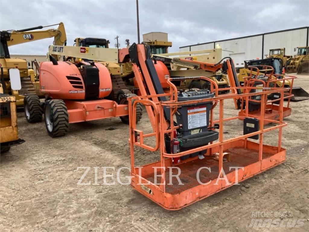 JLG 600AJ Leddede bomlifter