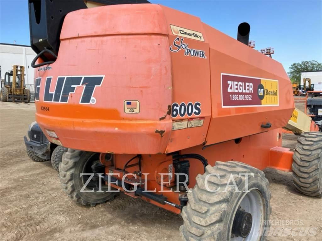 JLG 600S Leddede bomlifter