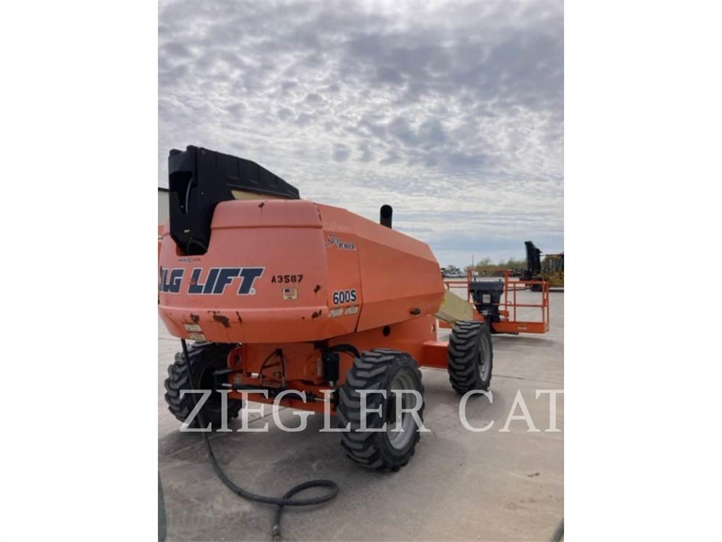 JLG 600S Leddede bomlifter