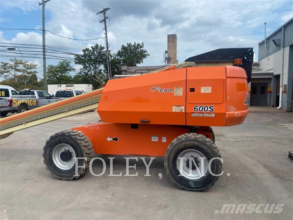 JLG 600S Leddede bomlifter