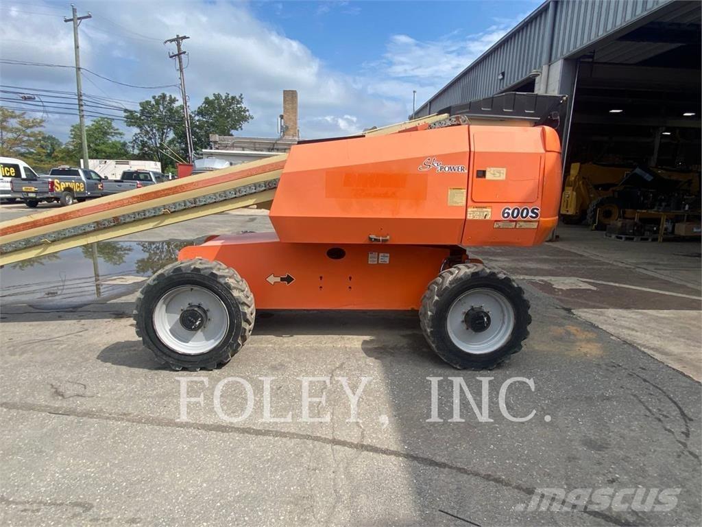 JLG 600S Leddede bomlifter