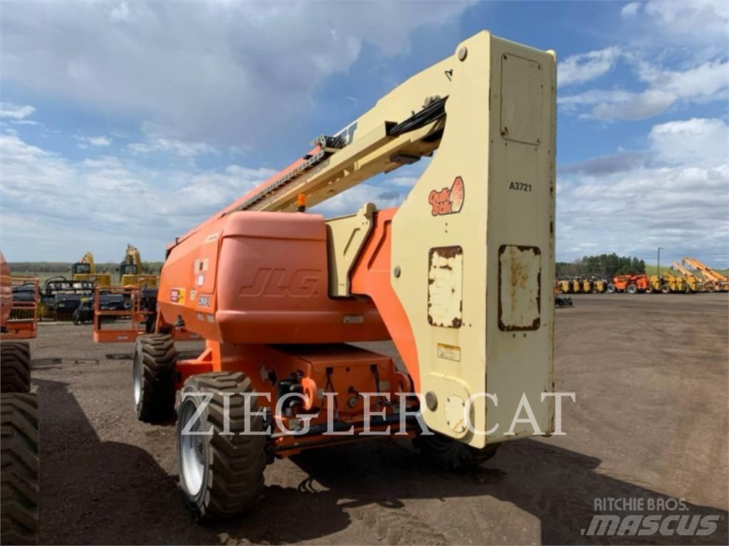 JLG 800AJ Leddede bomlifter