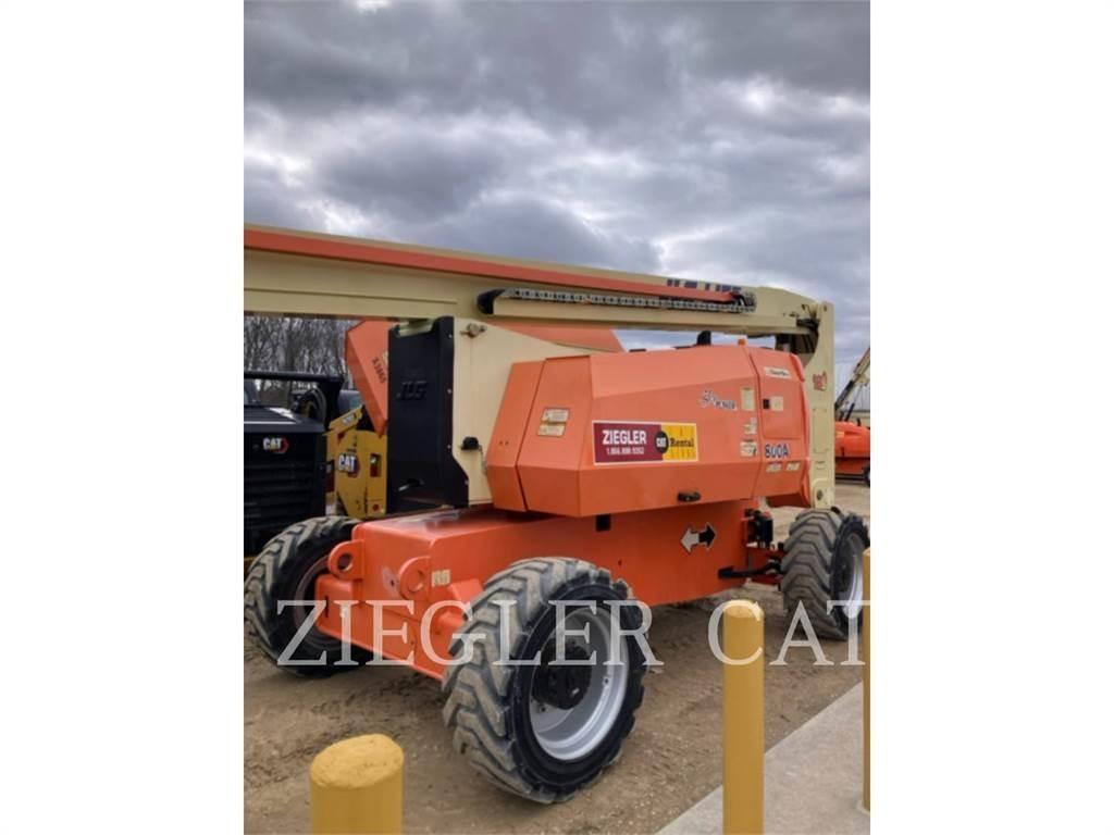 JLG 800AJ Leddede bomlifter