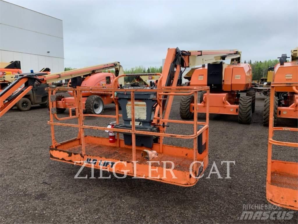 JLG 800AJ Leddede bomlifter