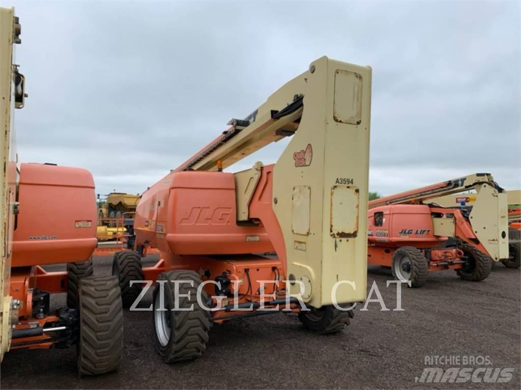 JLG 800AJ Leddede bomlifter