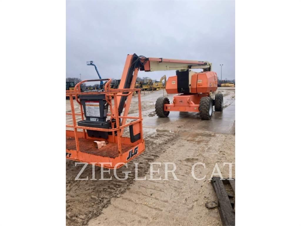 JLG 800AJ Leddede bomlifter
