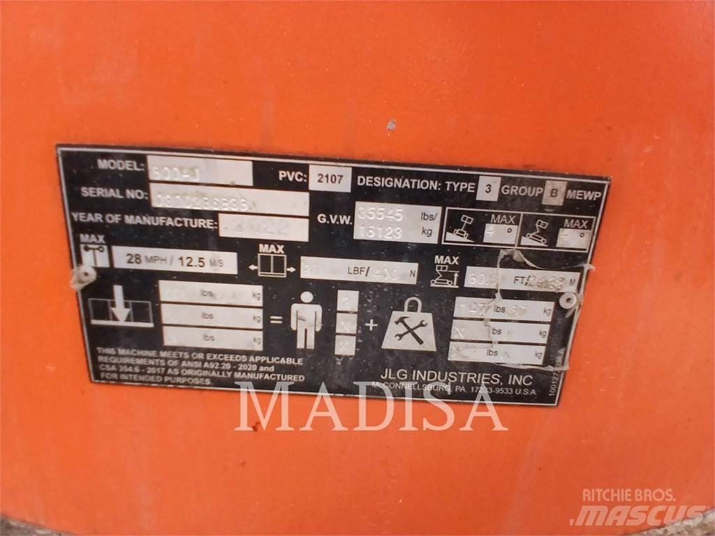 JLG 800AJ Leddede bomlifter