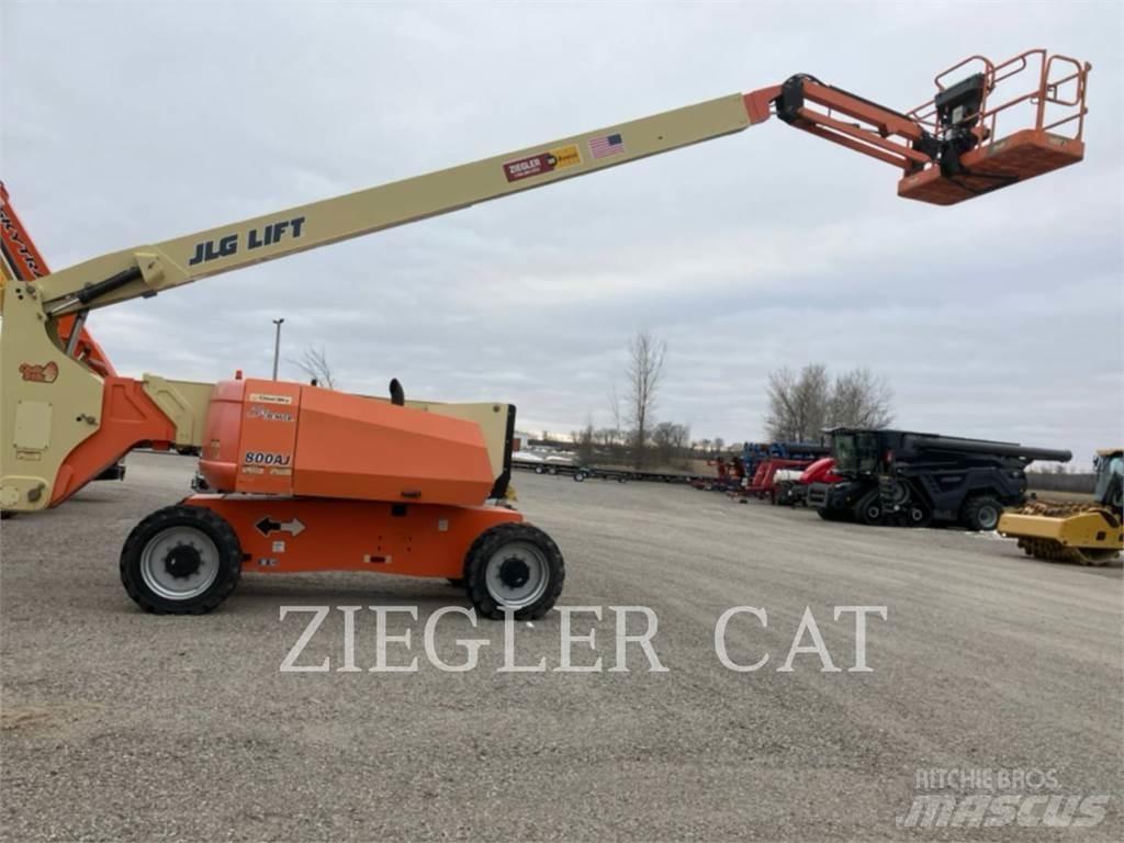 JLG 800AJ Leddede bomlifter