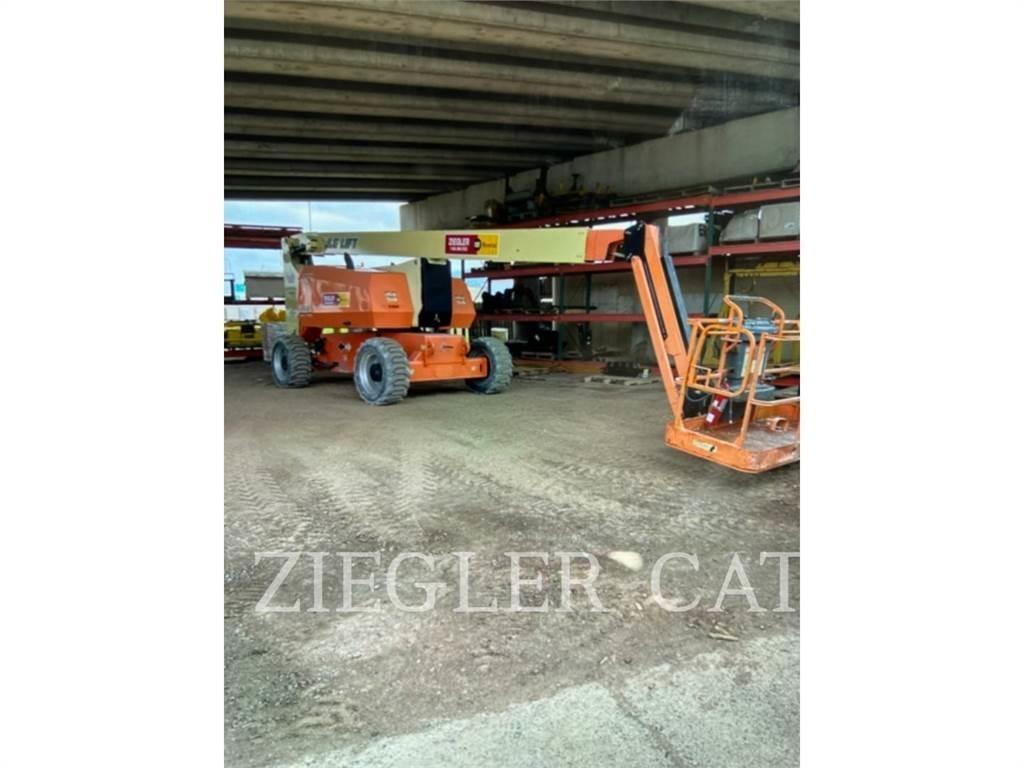JLG 800AJ Leddede bomlifter