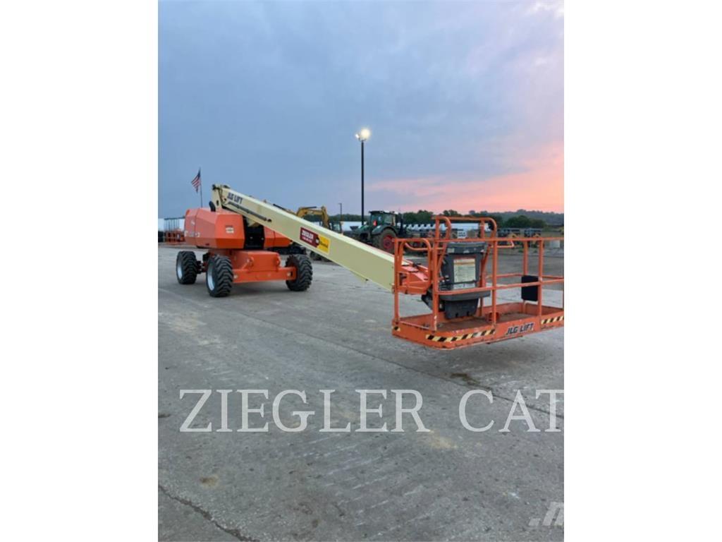 JLG 800S Leddede bomlifter