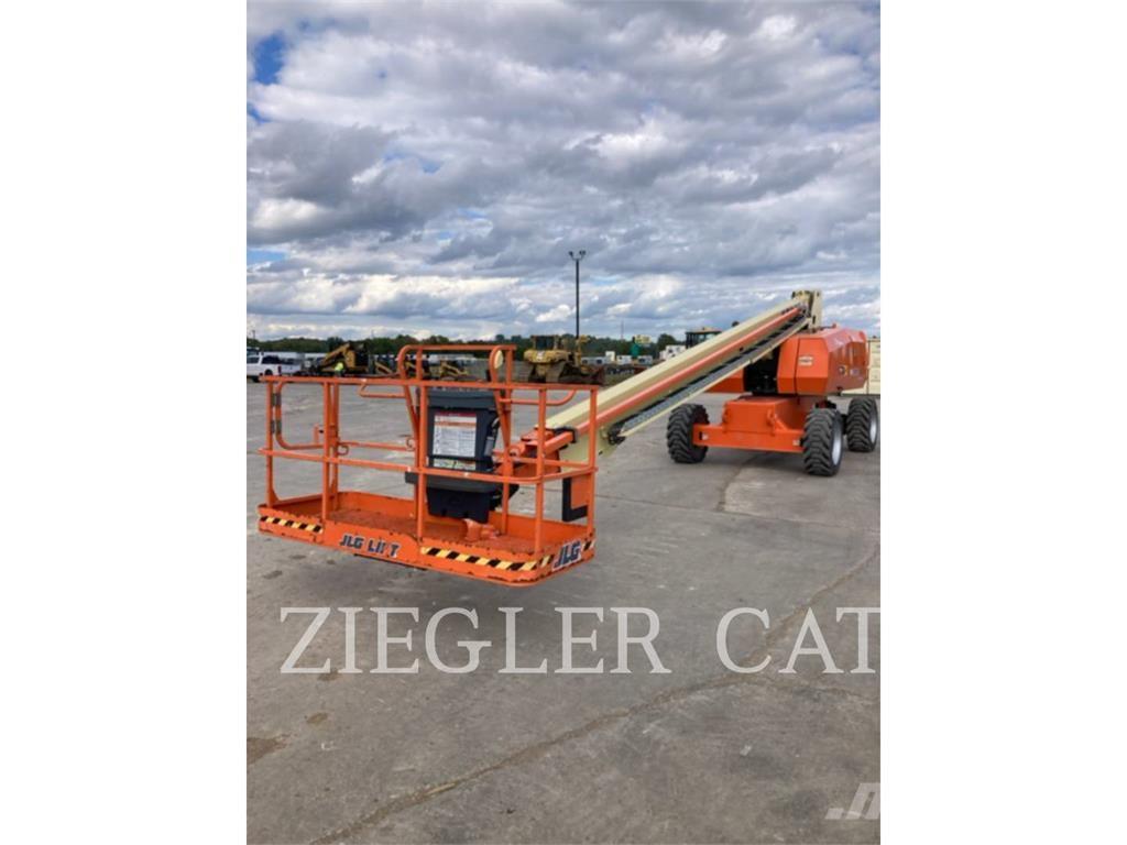 JLG 800S Leddede bomlifter