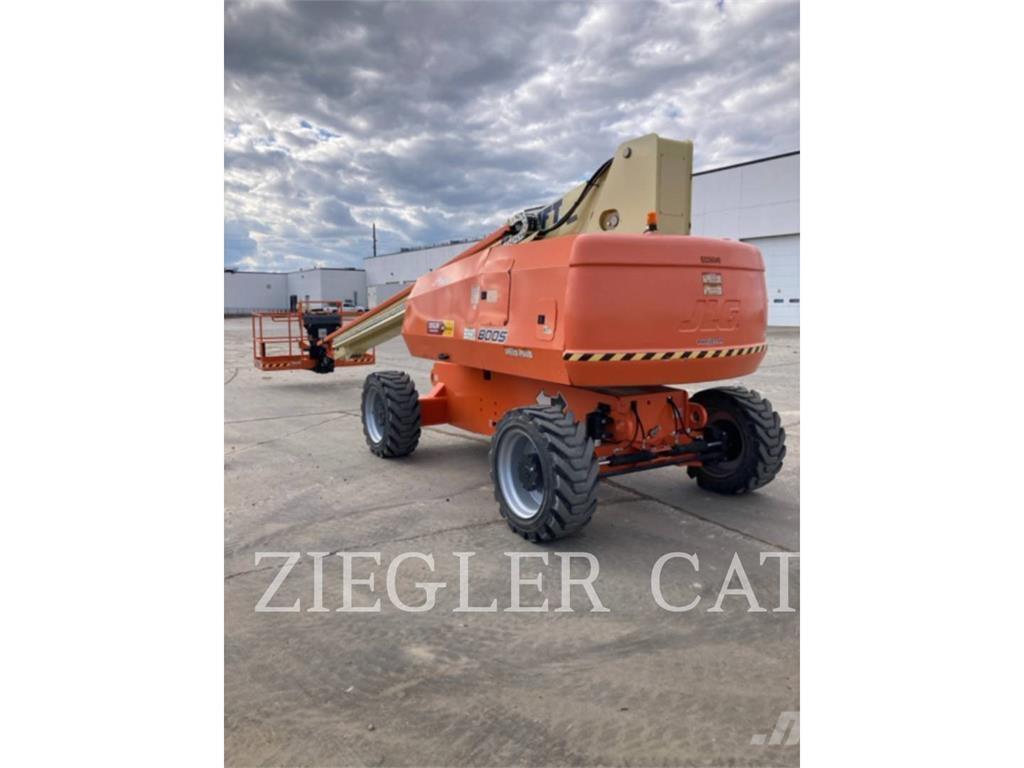 JLG 800S Leddede bomlifter