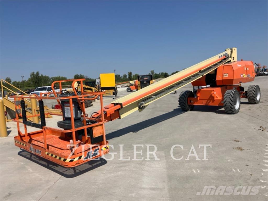 JLG 800S Leddede bomlifter