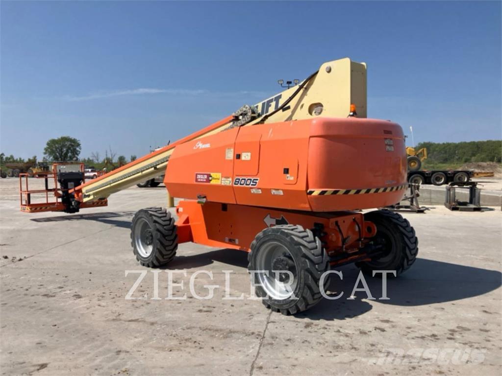 JLG 800S Leddede bomlifter