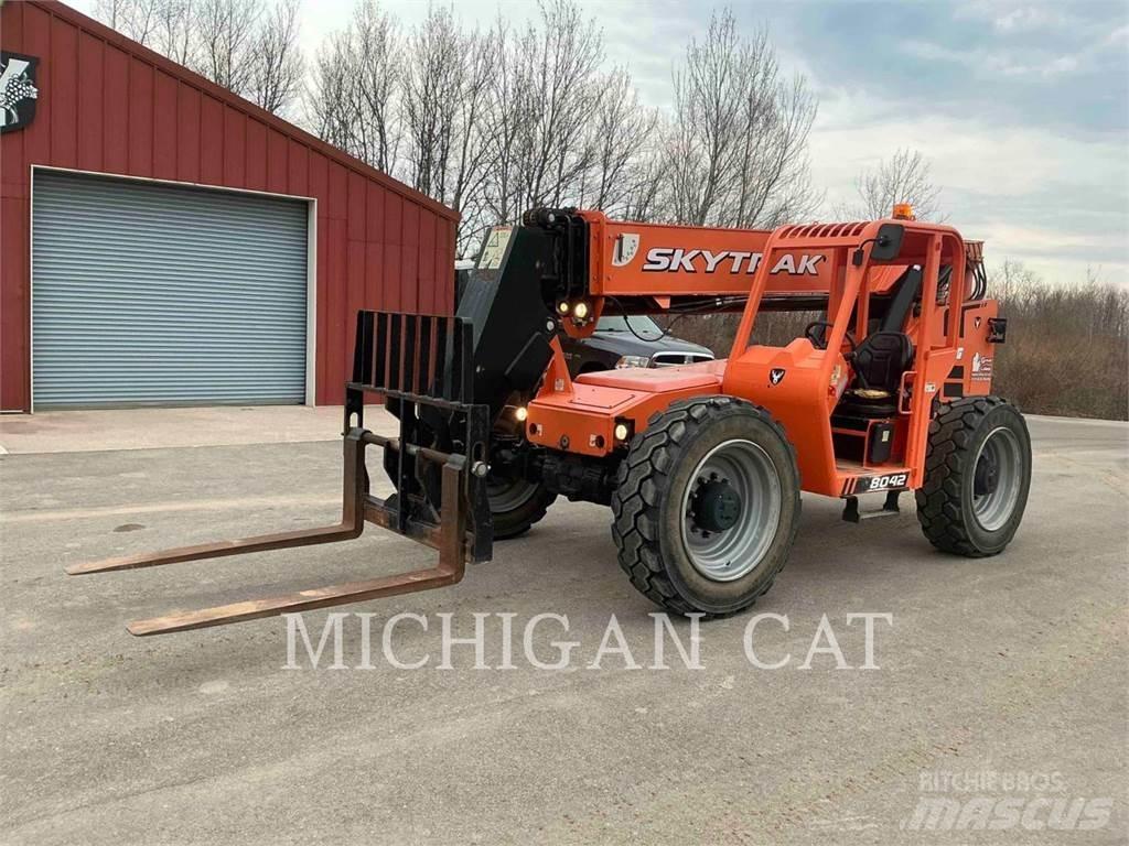 JLG 8042 Teleskoplastere