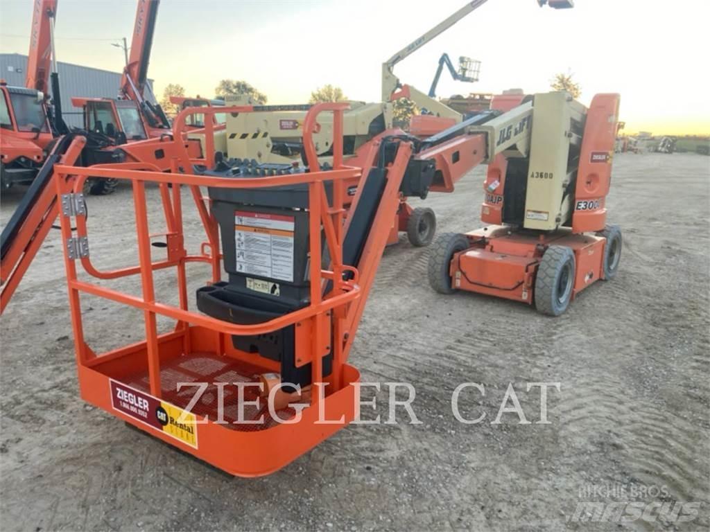 JLG E300AJP Leddede bomlifter