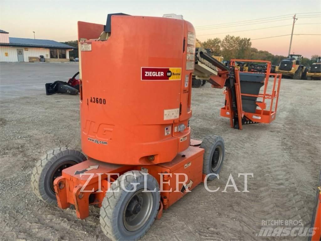 JLG E300AJP Leddede bomlifter