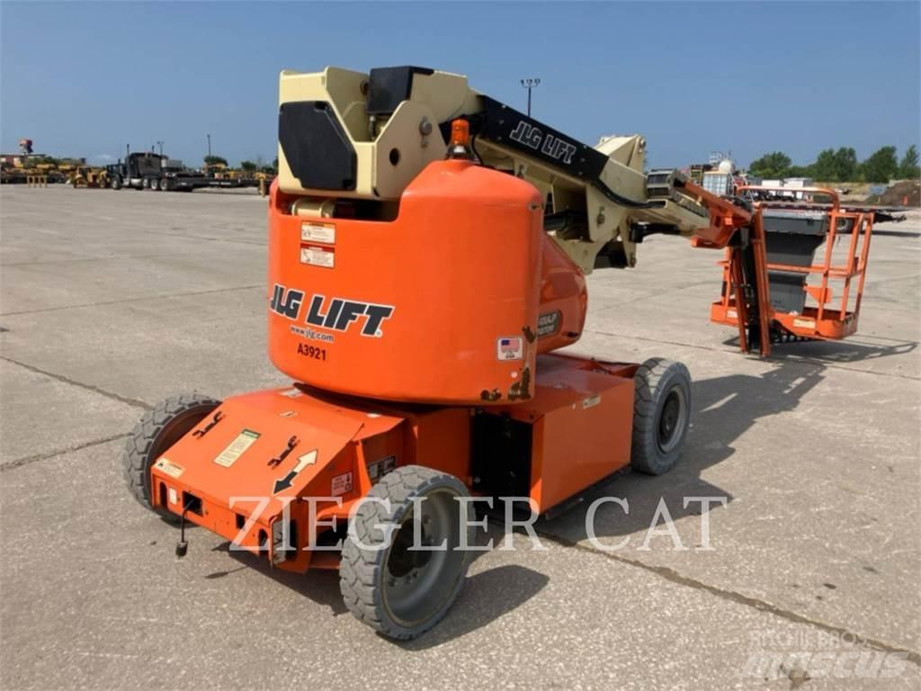 JLG E400AJPN Leddede bomlifter