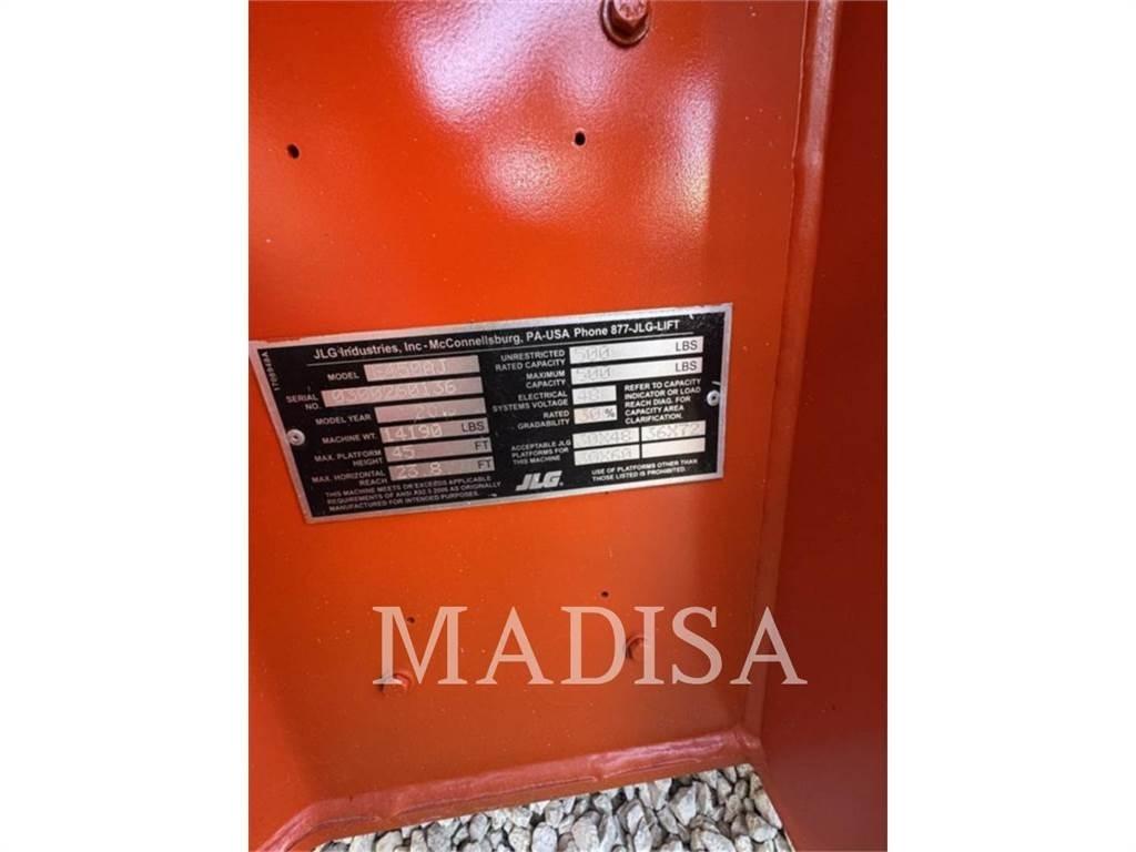 JLG E450AJ Leddede bomlifter