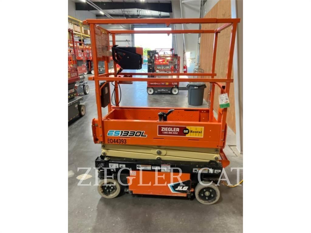 JLG ES1330L Sakselifter