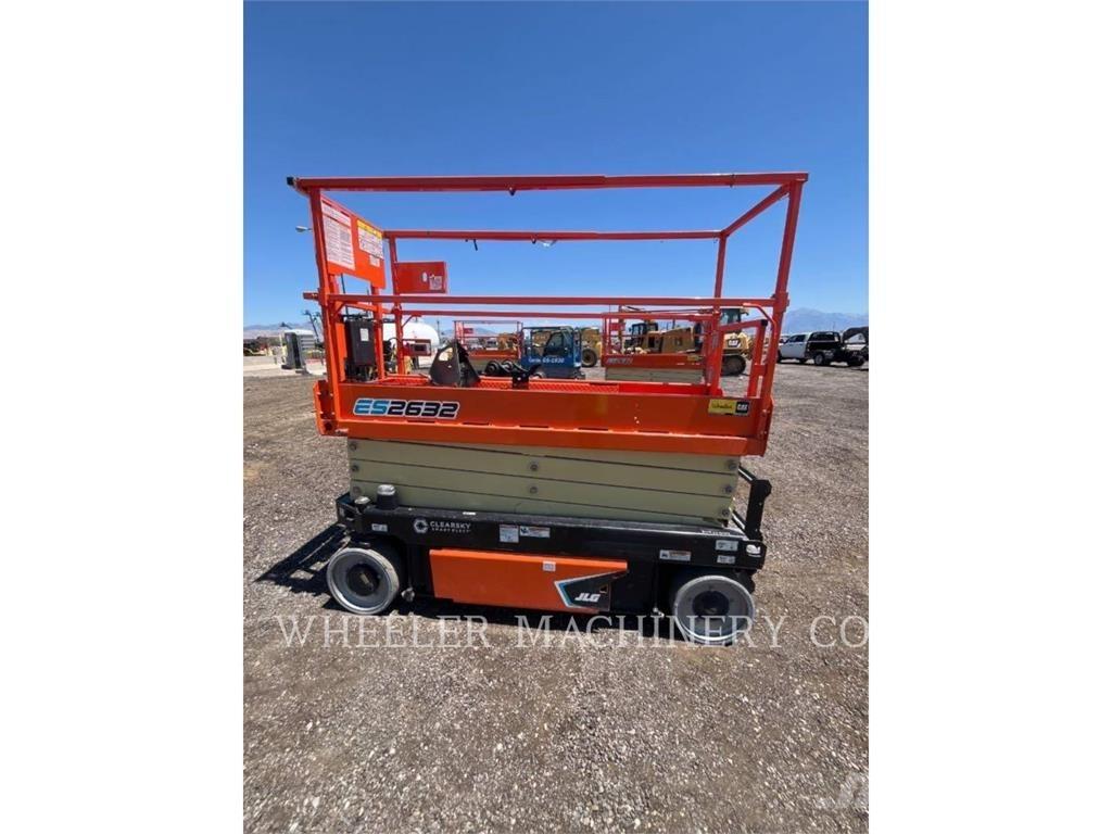 JLG ES2632 Sakselifter