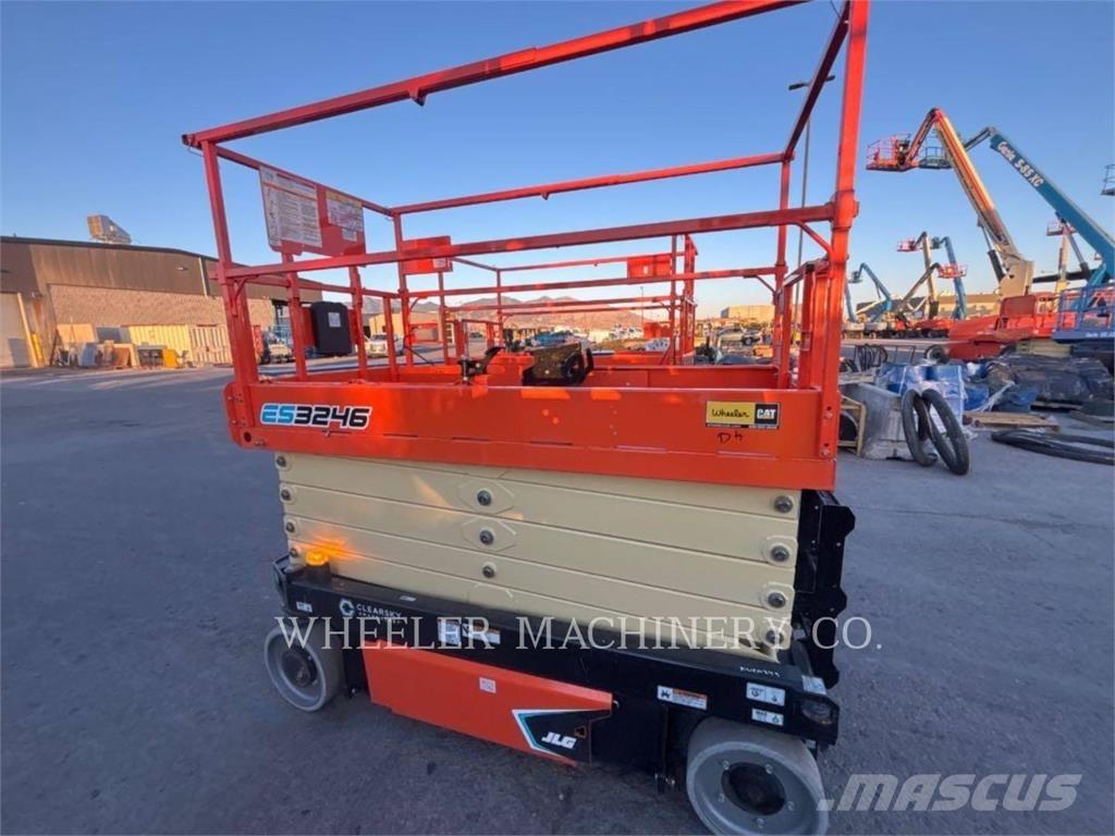 JLG ES3246 Sakselifter
