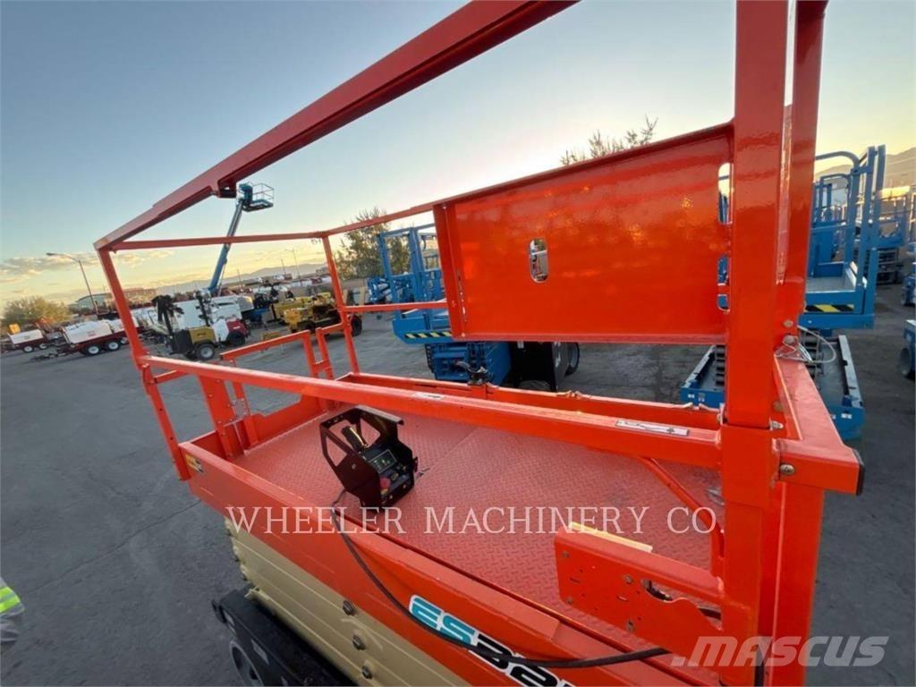 JLG ES3246 Sakselifter