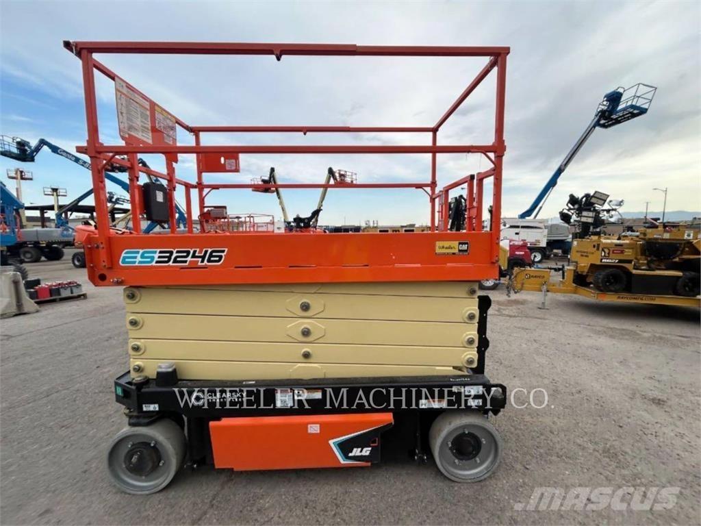 JLG ES3246 Sakselifter