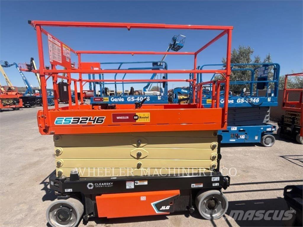JLG ES3246 Sakselifter