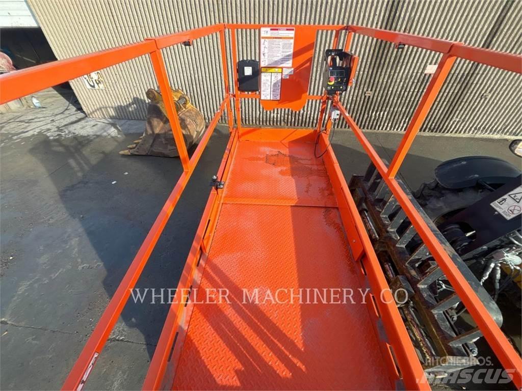 JLG R4045 Sakselifter