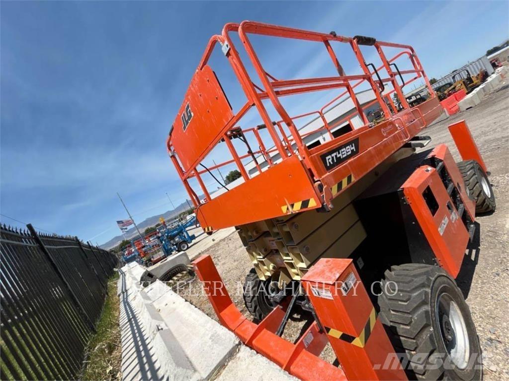 JLG RT4394 Sakselifter
