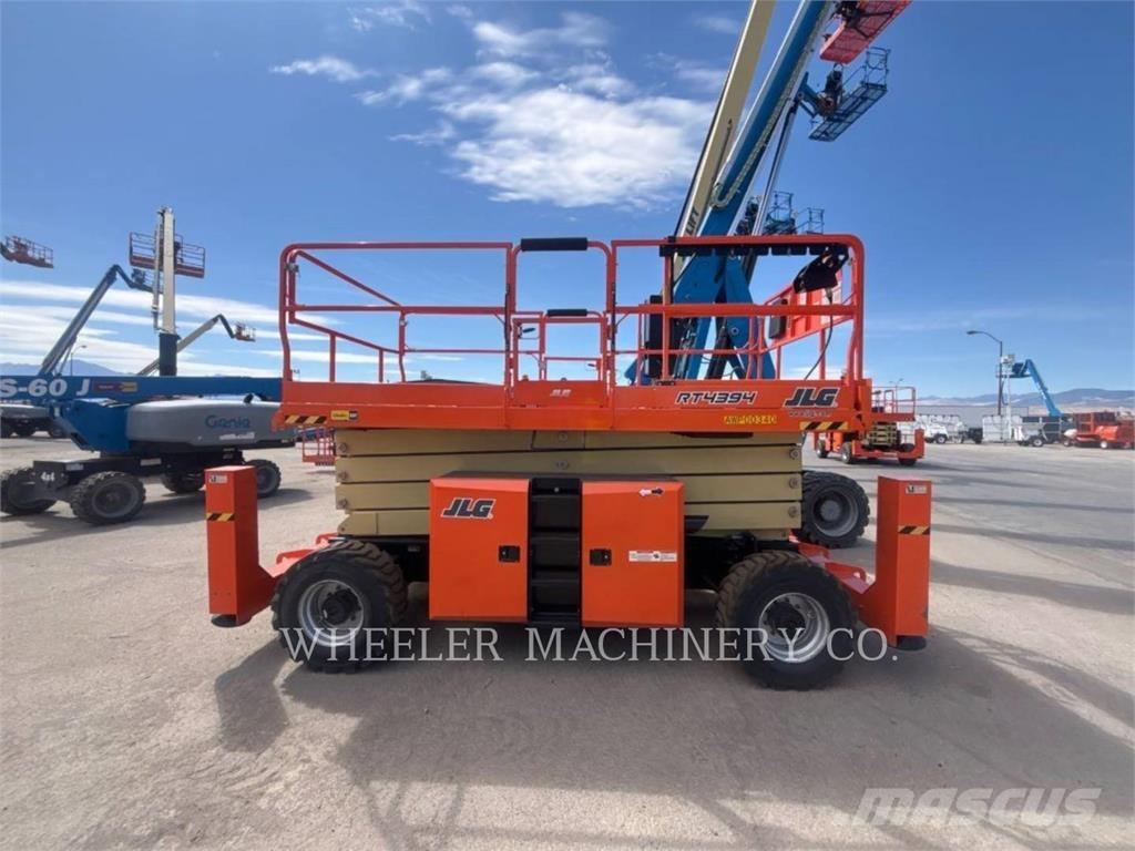JLG RT4394 Sakselifter