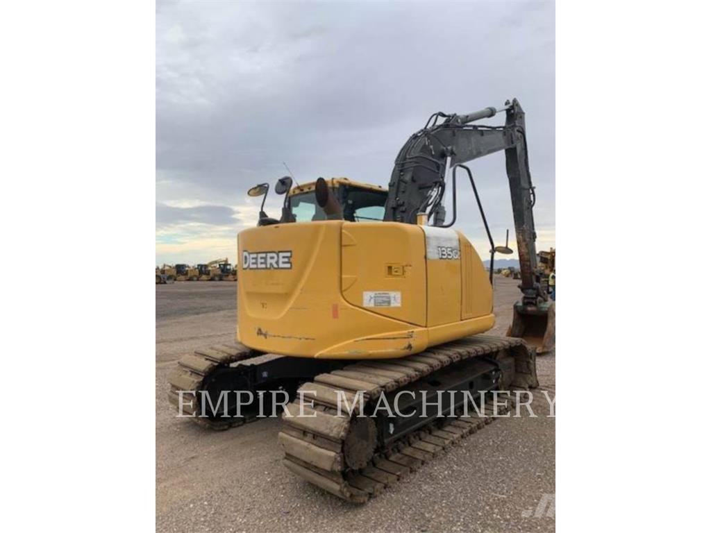 John Deere 135G Beltegraver