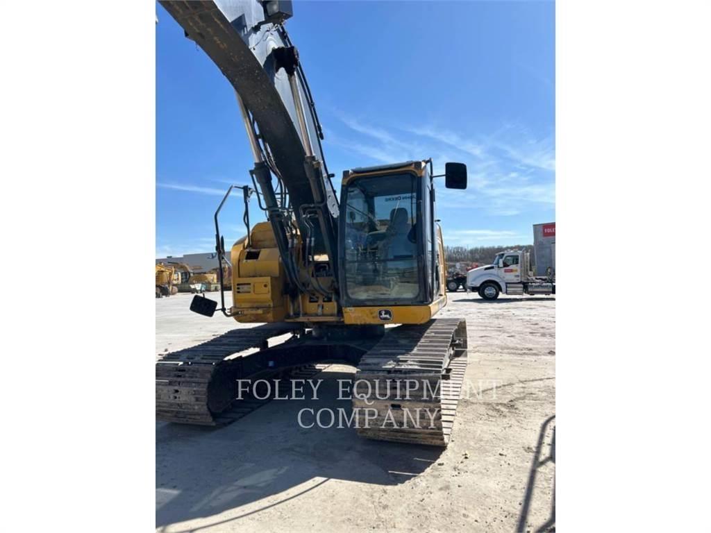 John Deere 245G LC Beltegraver