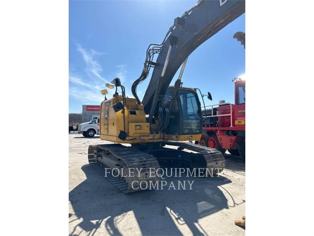 John Deere 245G LC Beltegraver