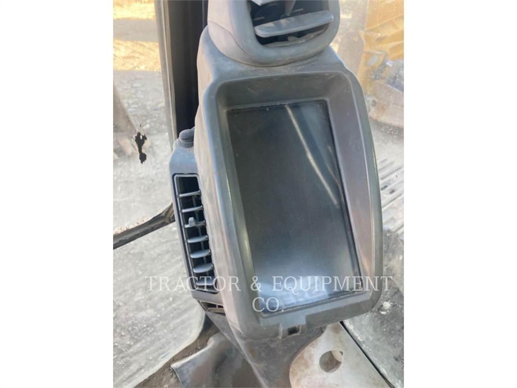 John Deere 250G Beltegraver