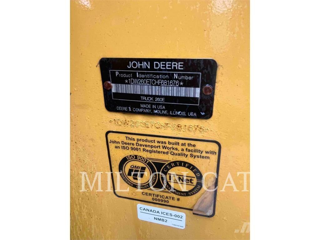 John Deere 260E Rammestyrte Dumpere