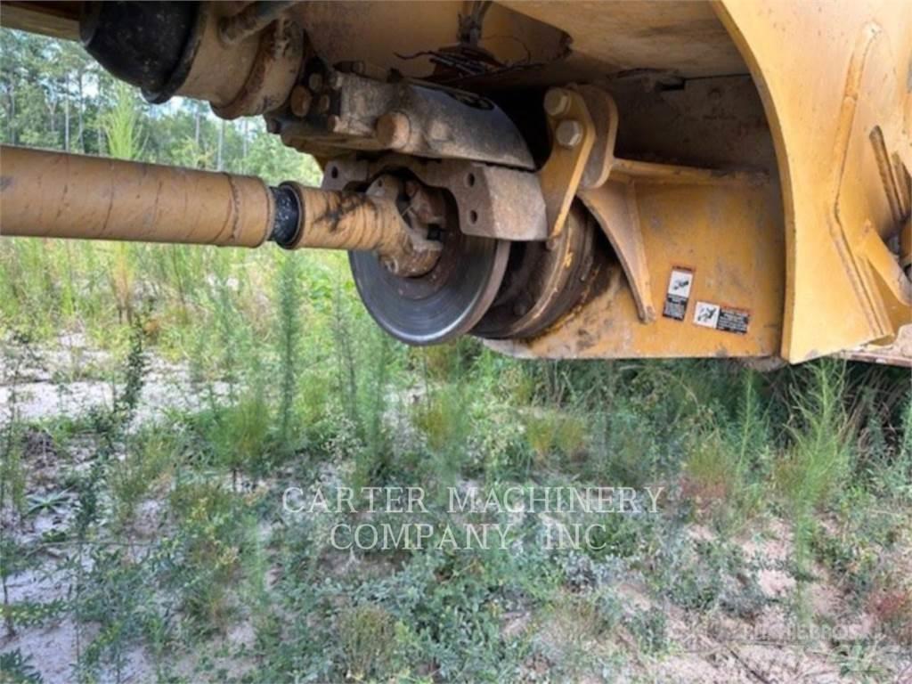 John Deere 300D Rammestyrte Dumpere
