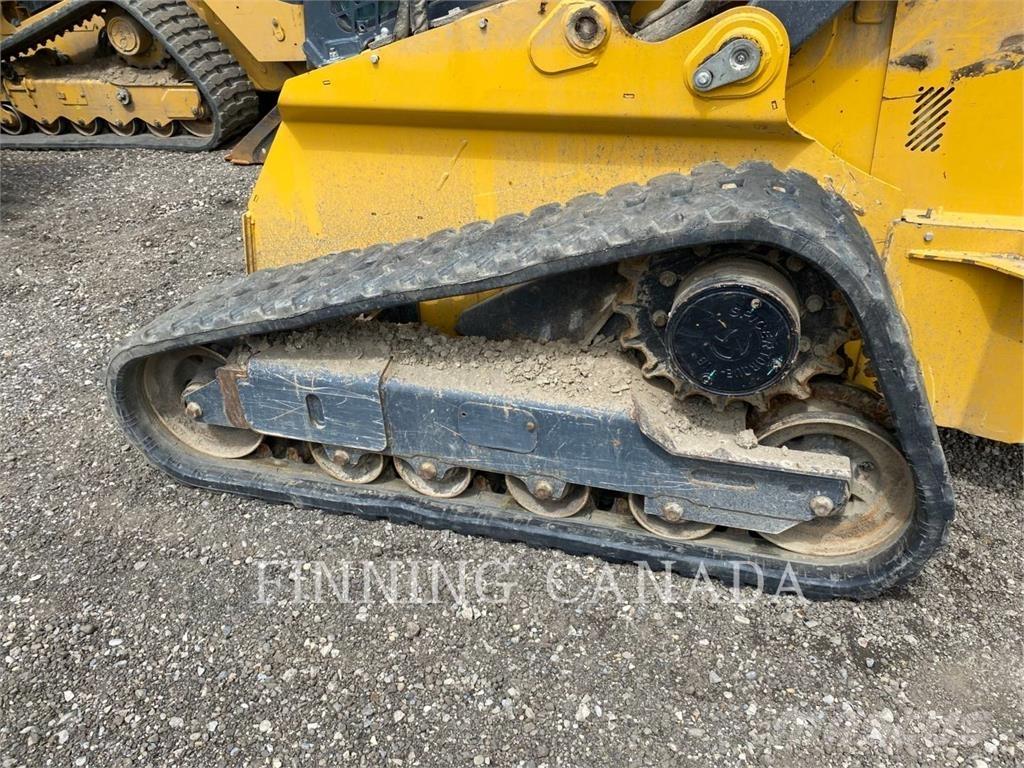 John Deere 325G Beltelastere