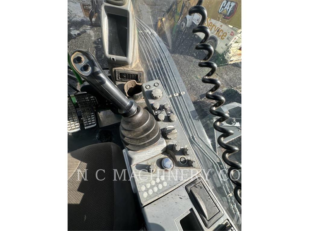 John Deere 3756G Traktor med skogsutstyr