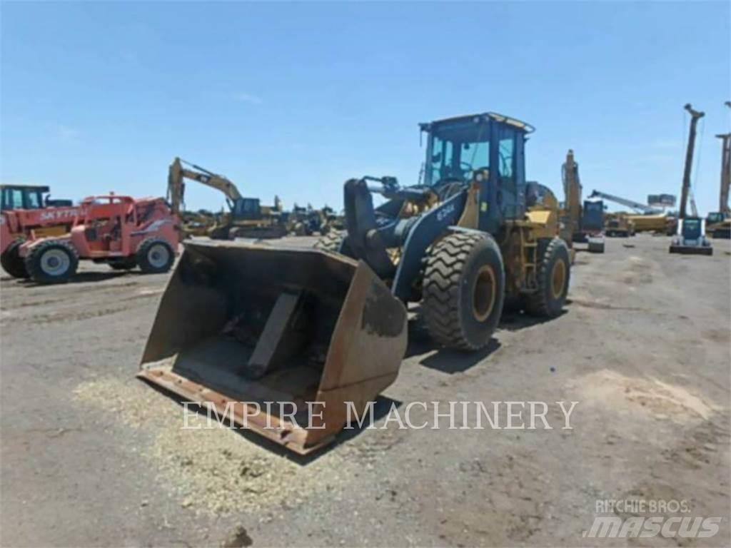 John Deere 624K Hjullastere