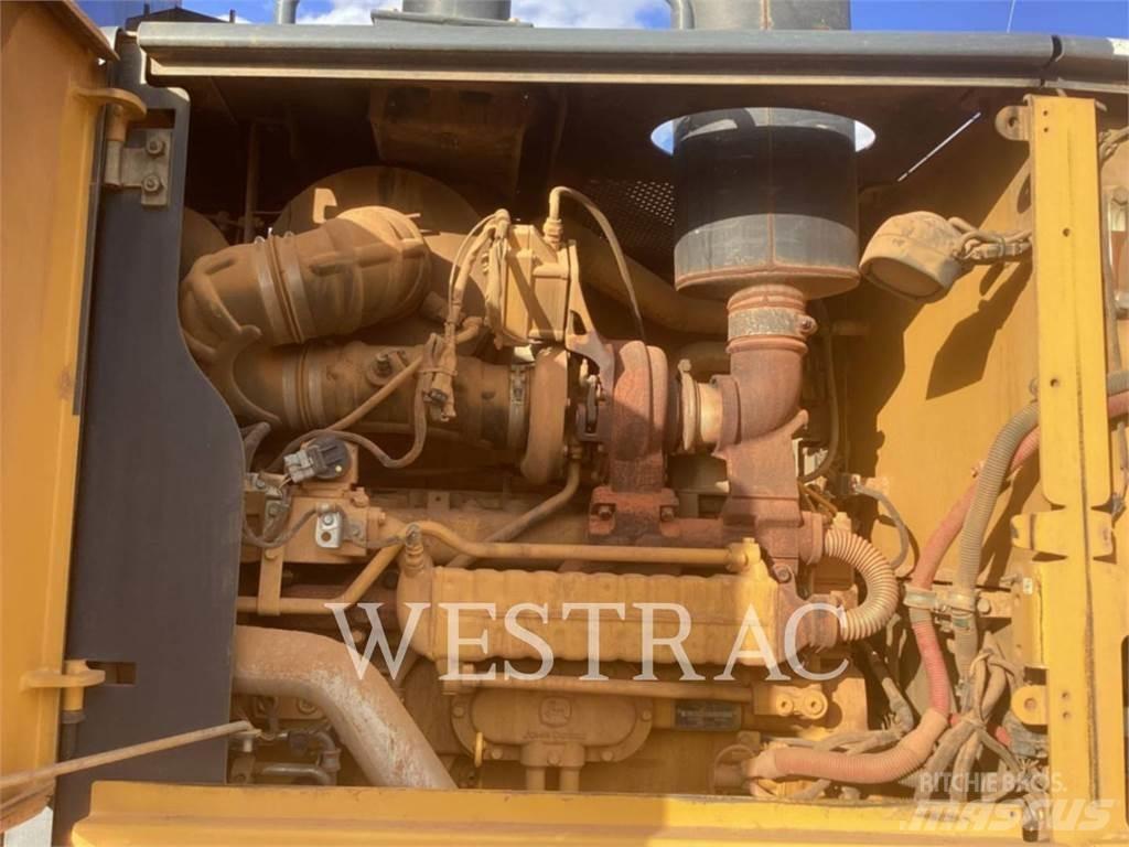 John Deere 670G Veihøvler