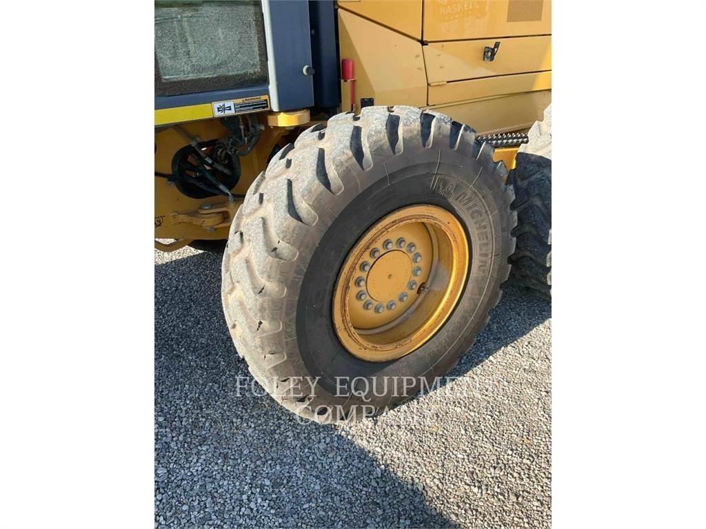 John Deere 670G Veihøvler