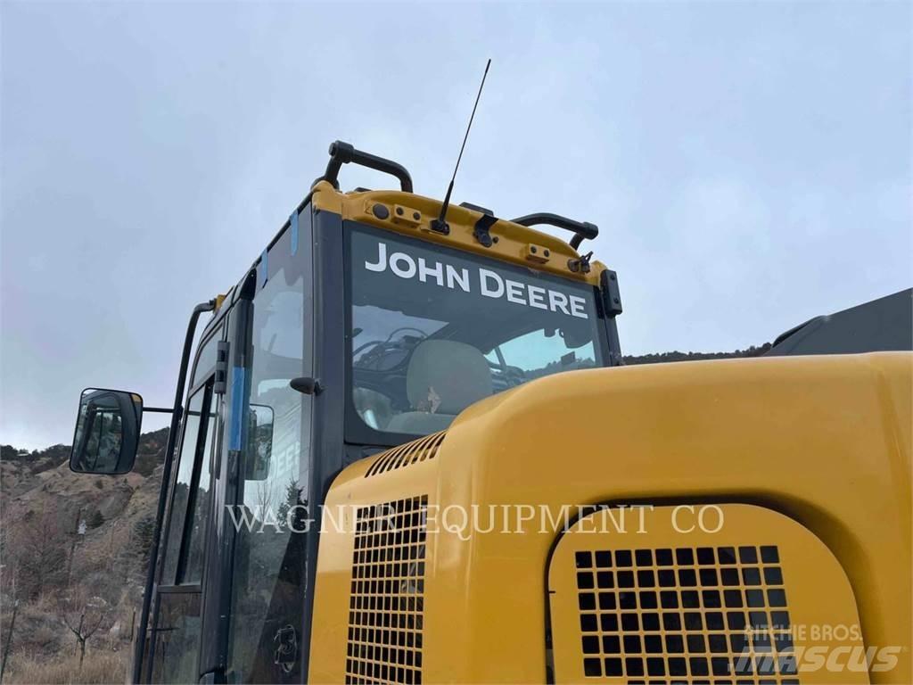 John Deere & CO. 135G Beltegraver