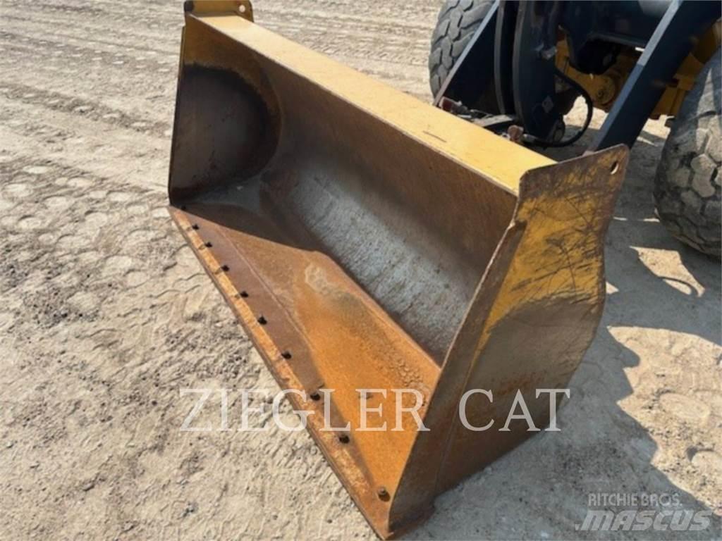 John Deere & CO. 304L Hjullastere