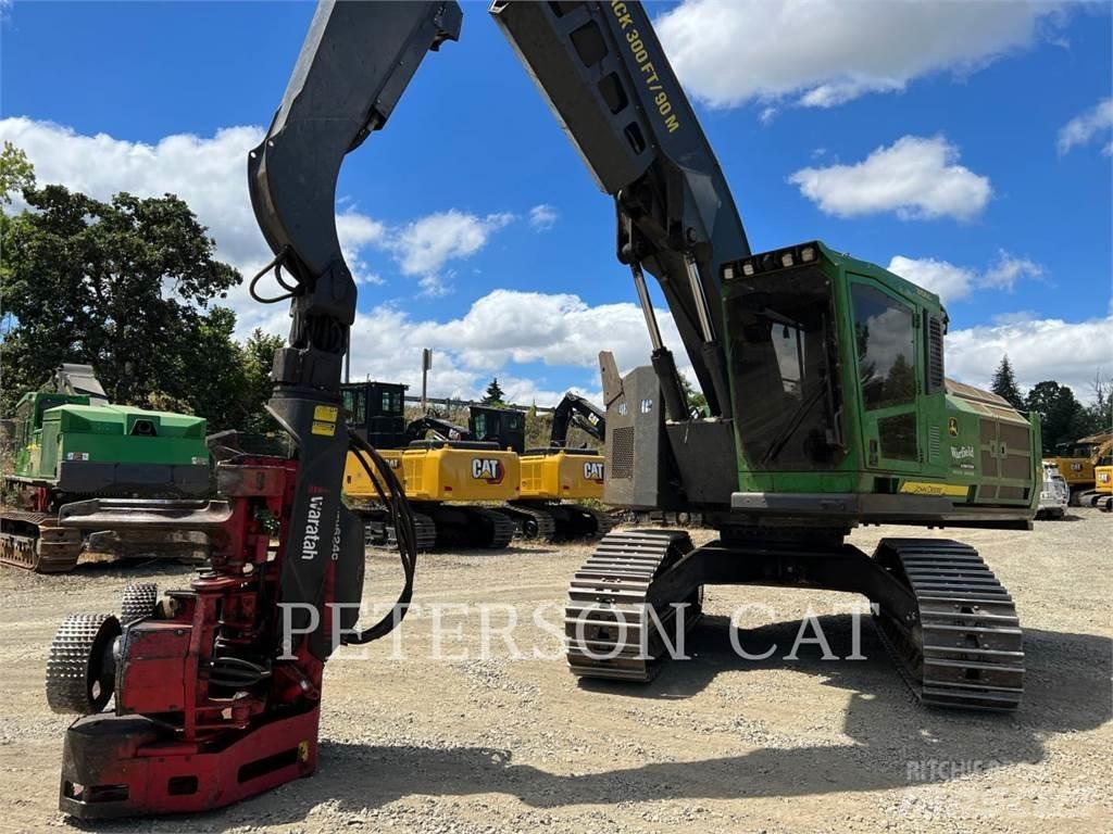 John Deere & CO. 3156G Traktor med skogsutstyr