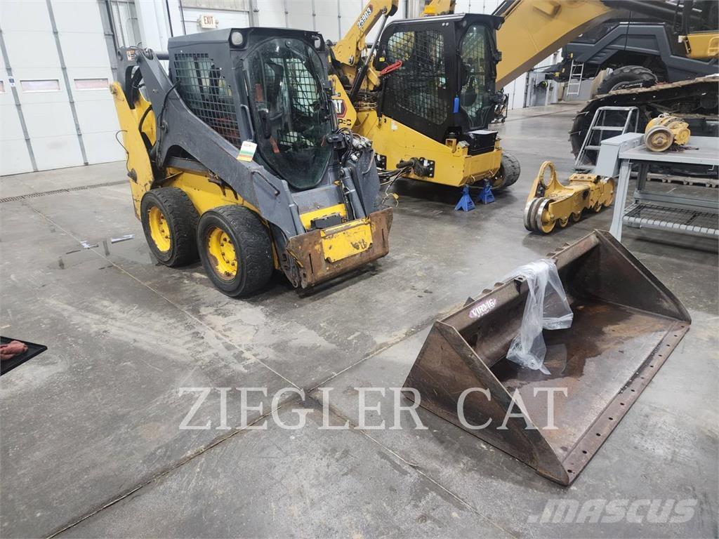 John Deere & CO. 318G Kompaktlastere